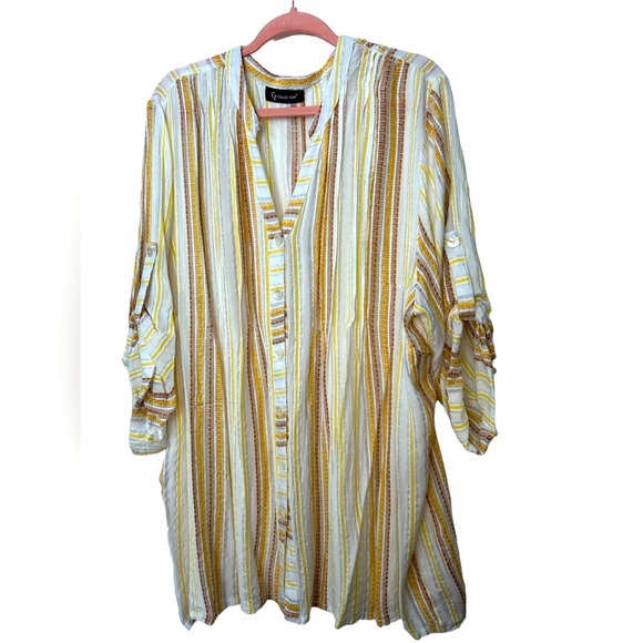 Lightweight Metallic Accent Tunic Plus - Picture 1 of 7